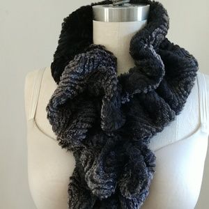 CHRISTMAS #4 FAUX FUR SILKY DOFT Neck Scarf Muffler NWOT